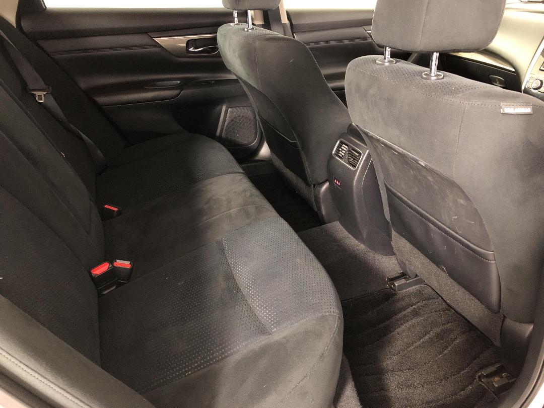 Photo '20' of Nissan Teana Photo '20' of Nissan Teana