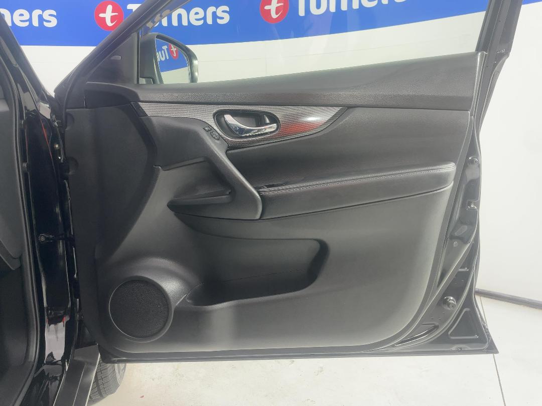 Photo '15' of Nissan X-Trail