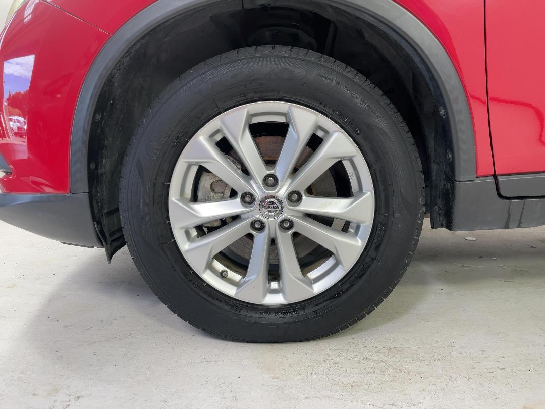 Photo '10' of Nissan X-Trail