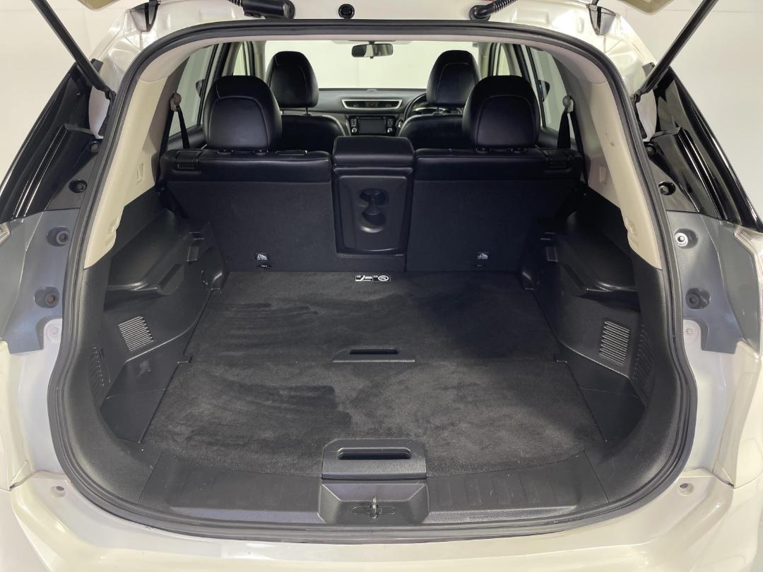 Photo '14' of Nissan X-Trail Photo '14' of Nissan X-Trail