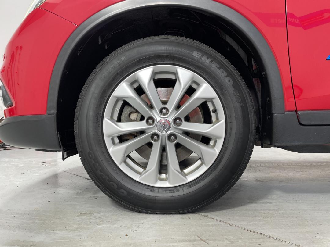 Photo '10' of Nissan X-Trail