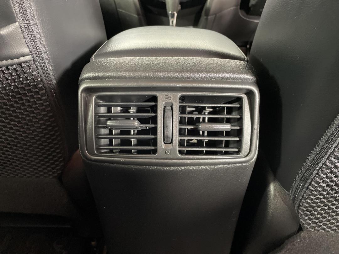 Photo '36' of Nissan X-Trail