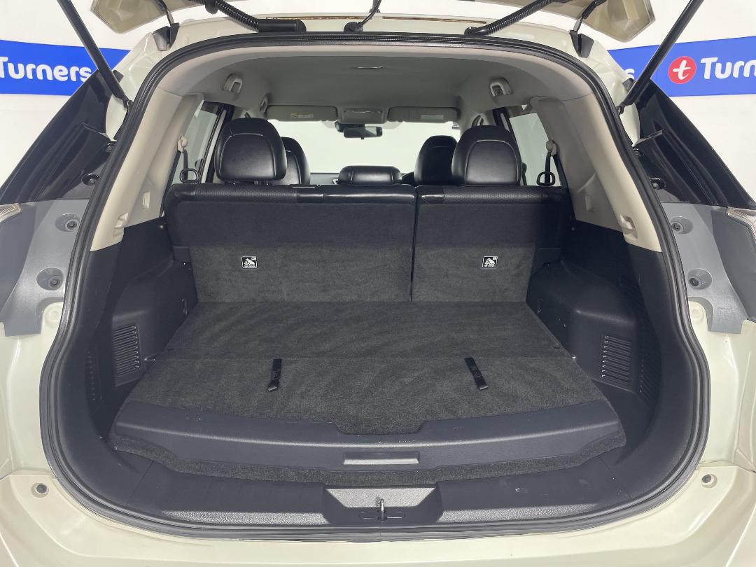 Photo '14' of Nissan X-Trail