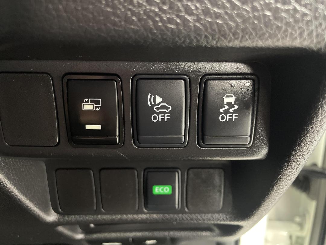 Photo '24' of Nissan X-Trail