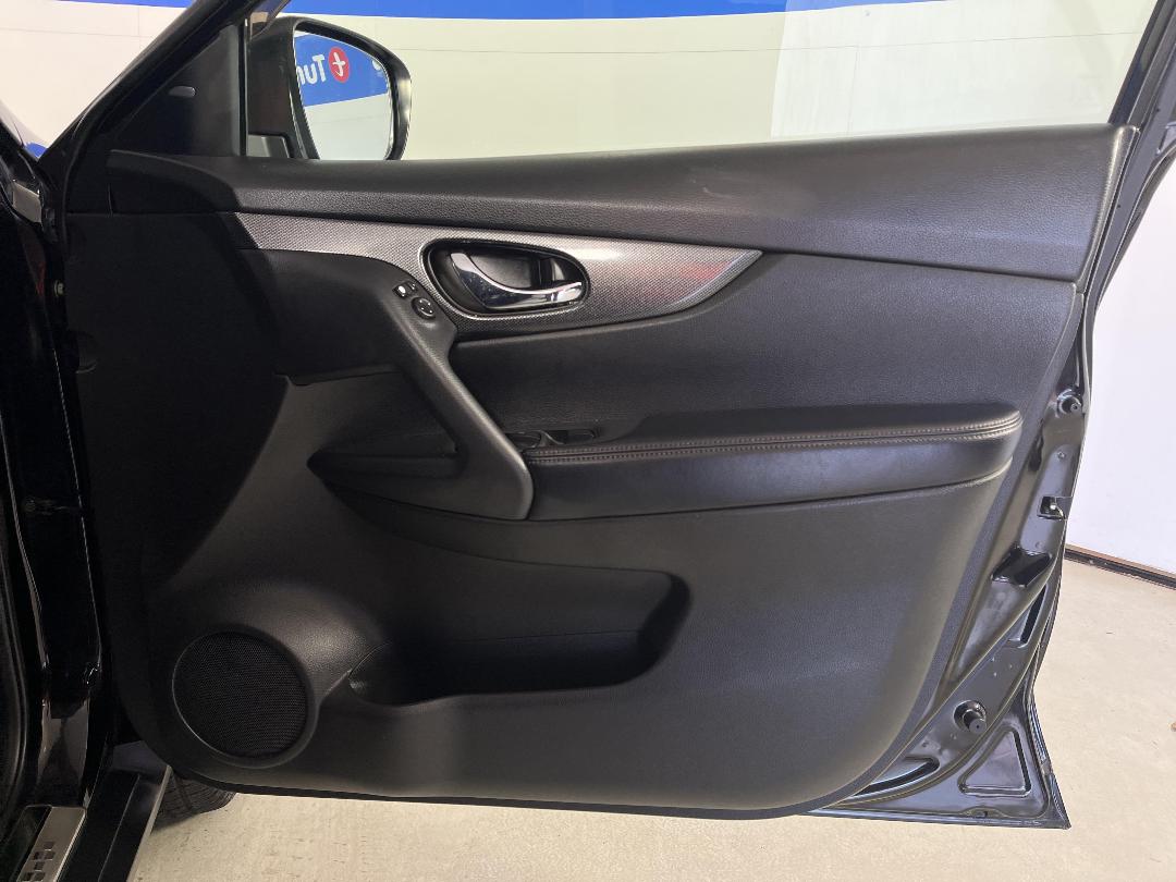 Photo '15' of Nissan X-Trail Photo '15' of Nissan X-Trail