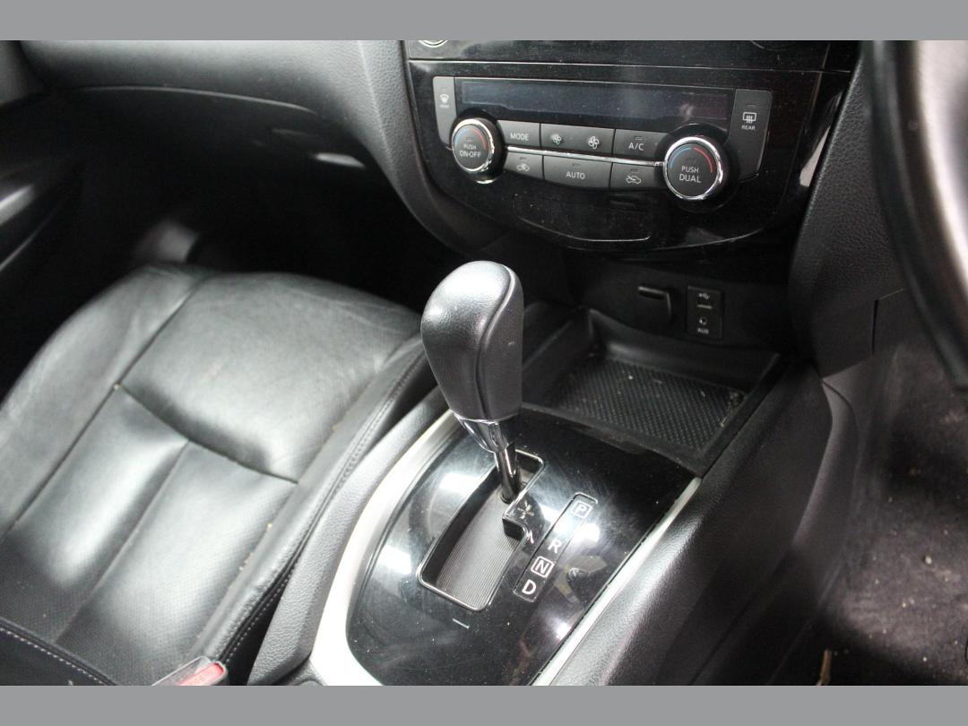 Photo '12' of Nissan X-Trail ST-L Photo '12' of Nissan X-Trail ST-L