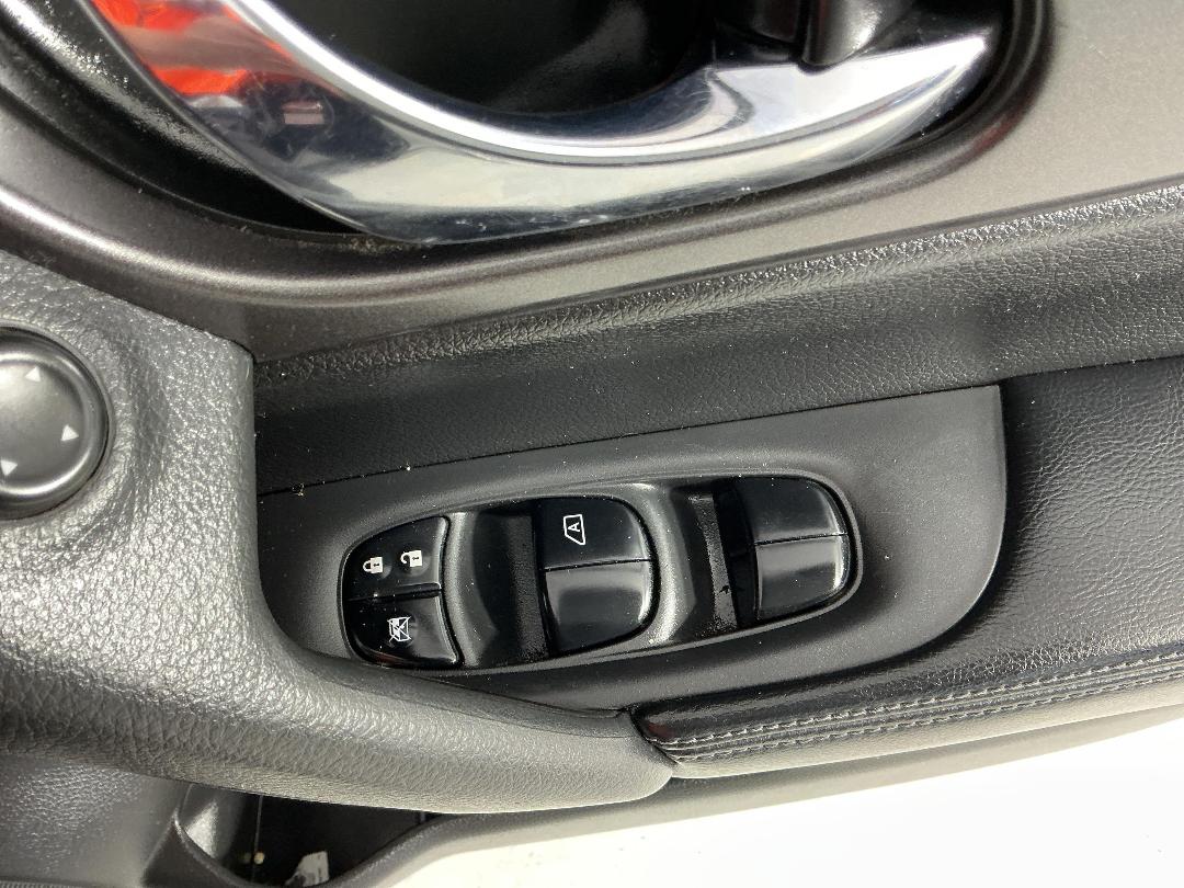 Photo '25' of Nissan X-Trail Photo '25' of Nissan X-Trail