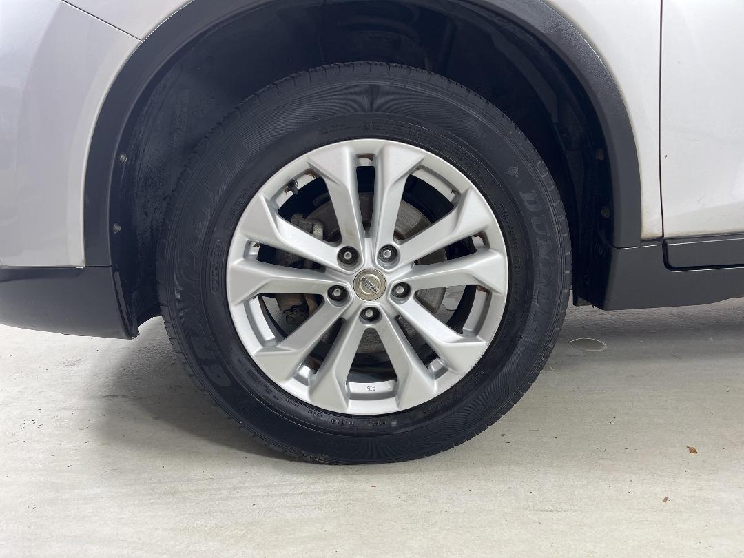 Photo '10' of Nissan X-Trail