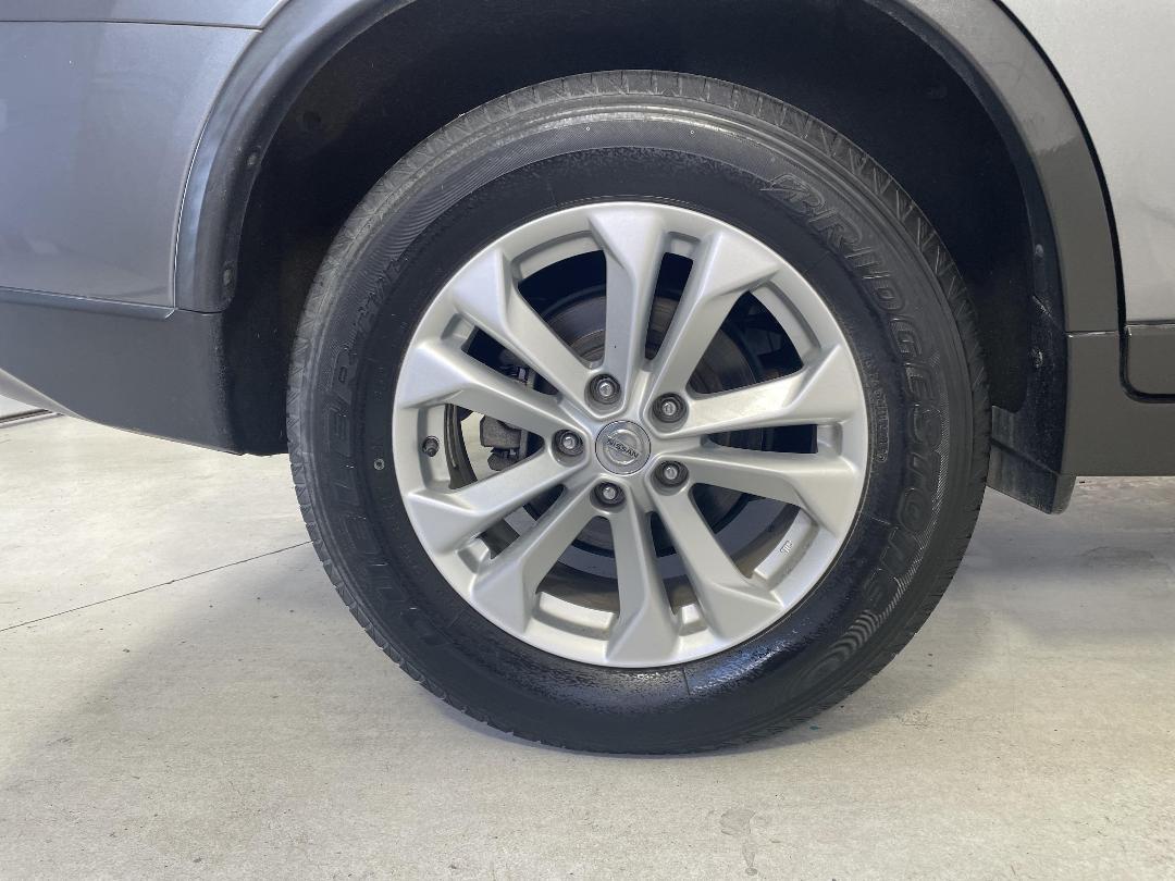 Photo '12' of Nissan X-Trail