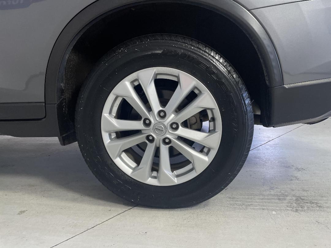 Photo '11' of Nissan X-Trail