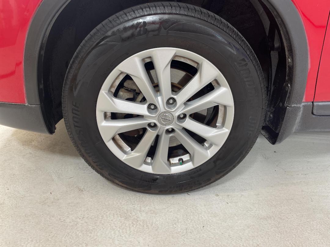 Photo '10' of Nissan X-Trail