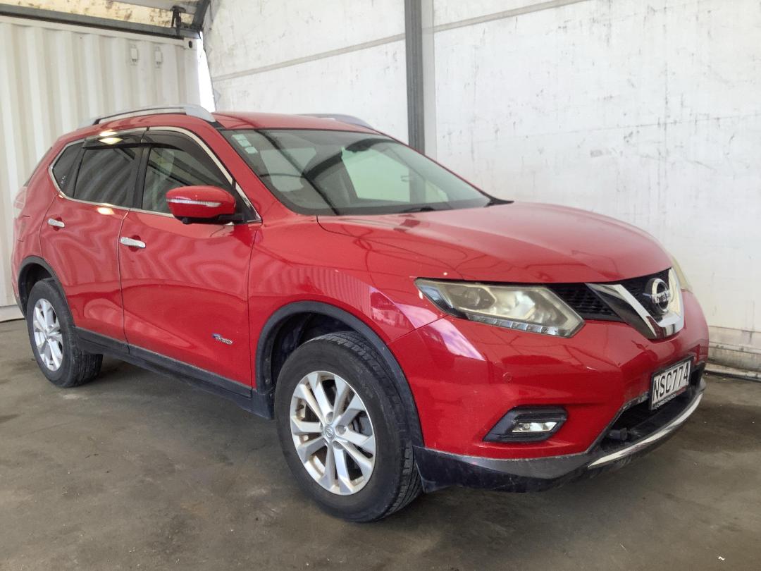 Photo '2' of Nissan X-Trail