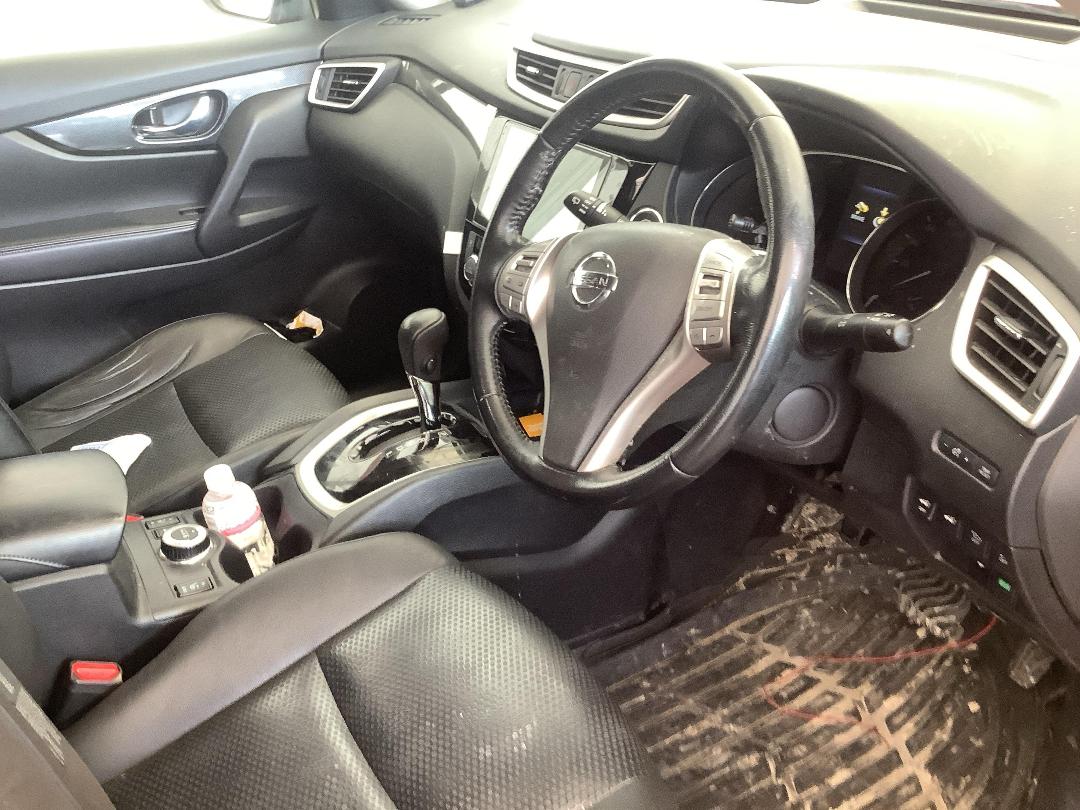 Photo '10' of Nissan X-Trail