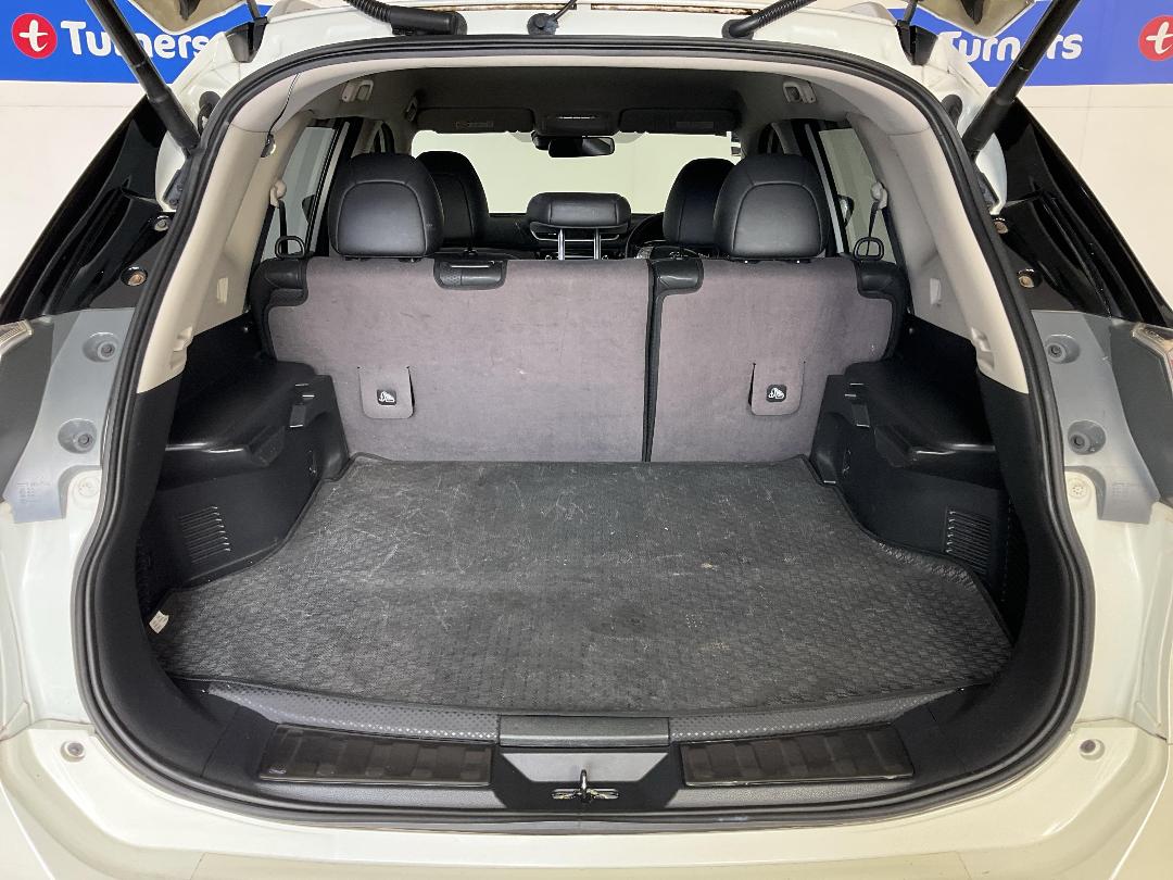 Photo '14' of Nissan X-Trail