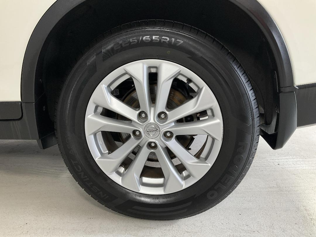 Photo '11' of Nissan X-Trail