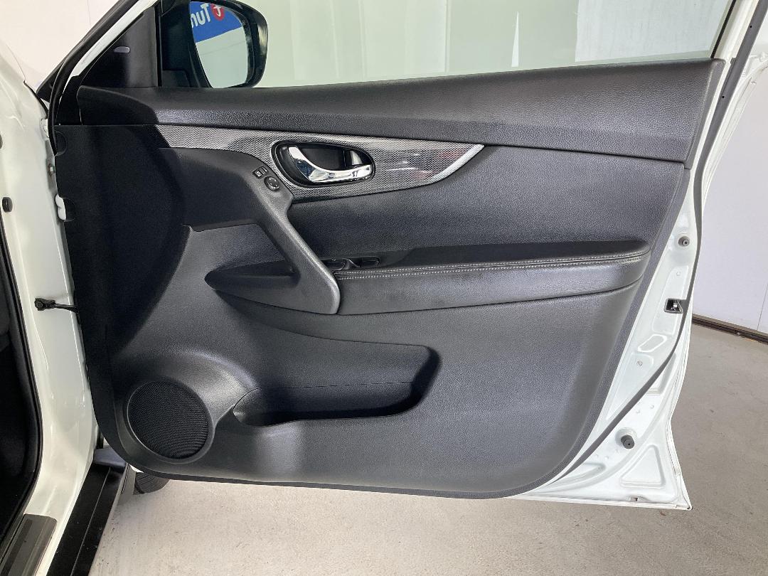 Photo '15' of Nissan X-Trail