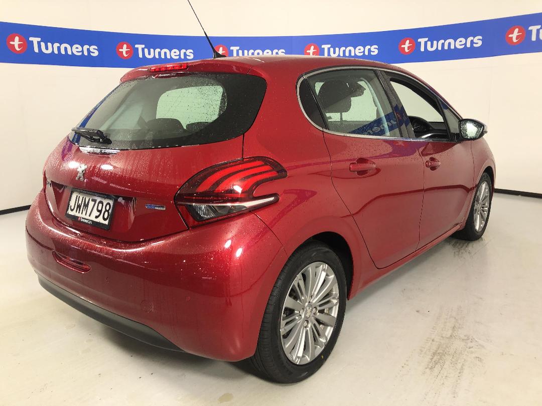 Photo '7' of Peugeot 208