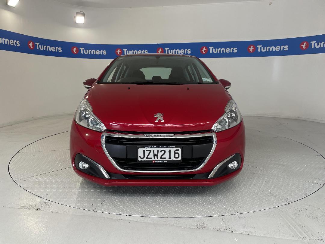 Photo '2' of Peugeot 208