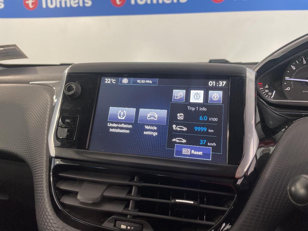 Photo '28' of Peugeot 208