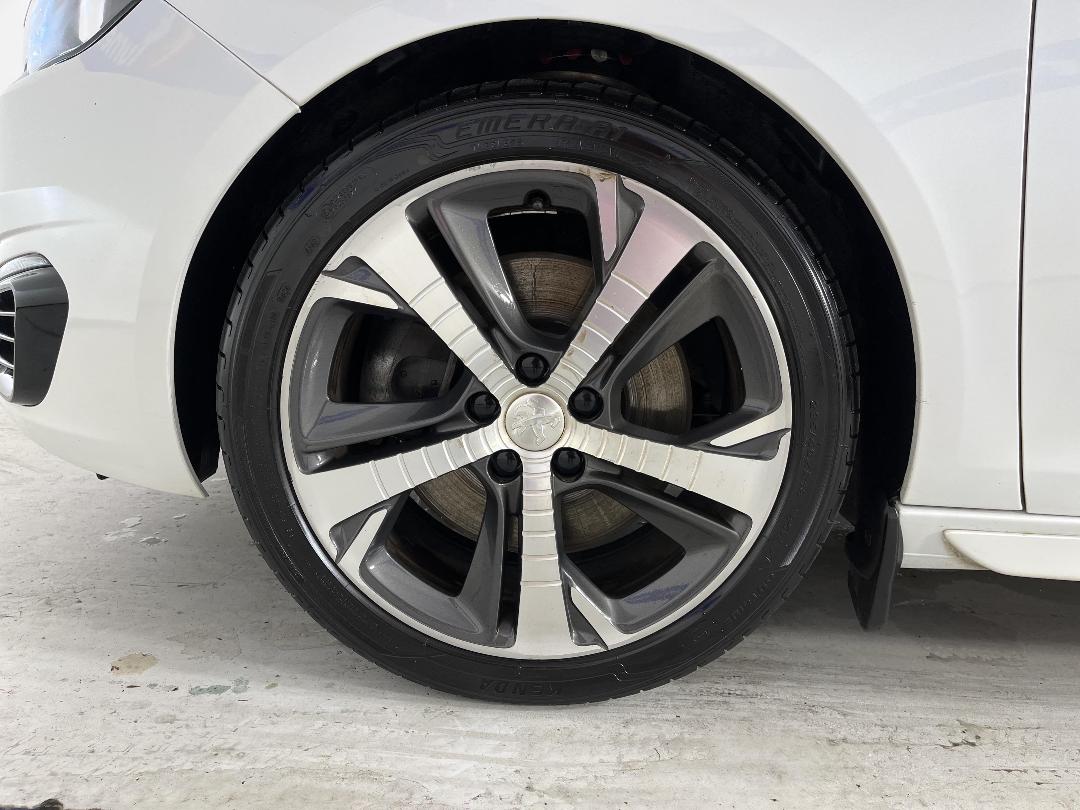 Photo '10' of Peugeot 308 Photo '10' of Peugeot 308