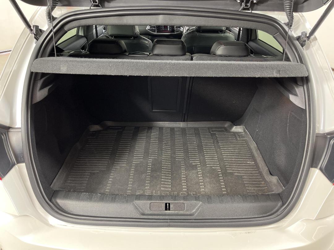 Photo '14' of Peugeot 308 Photo '14' of Peugeot 308