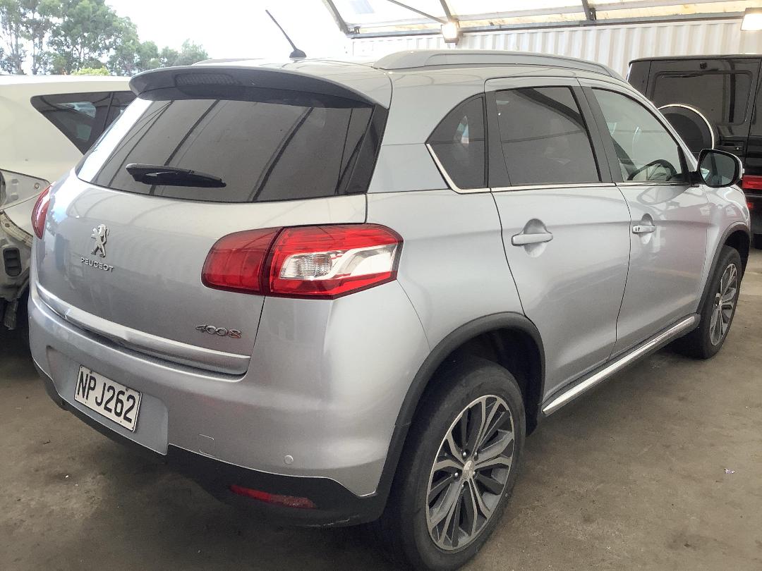 Photo '3' of Peugeot 4008 Allure Photo '3' of Peugeot 4008 Allure