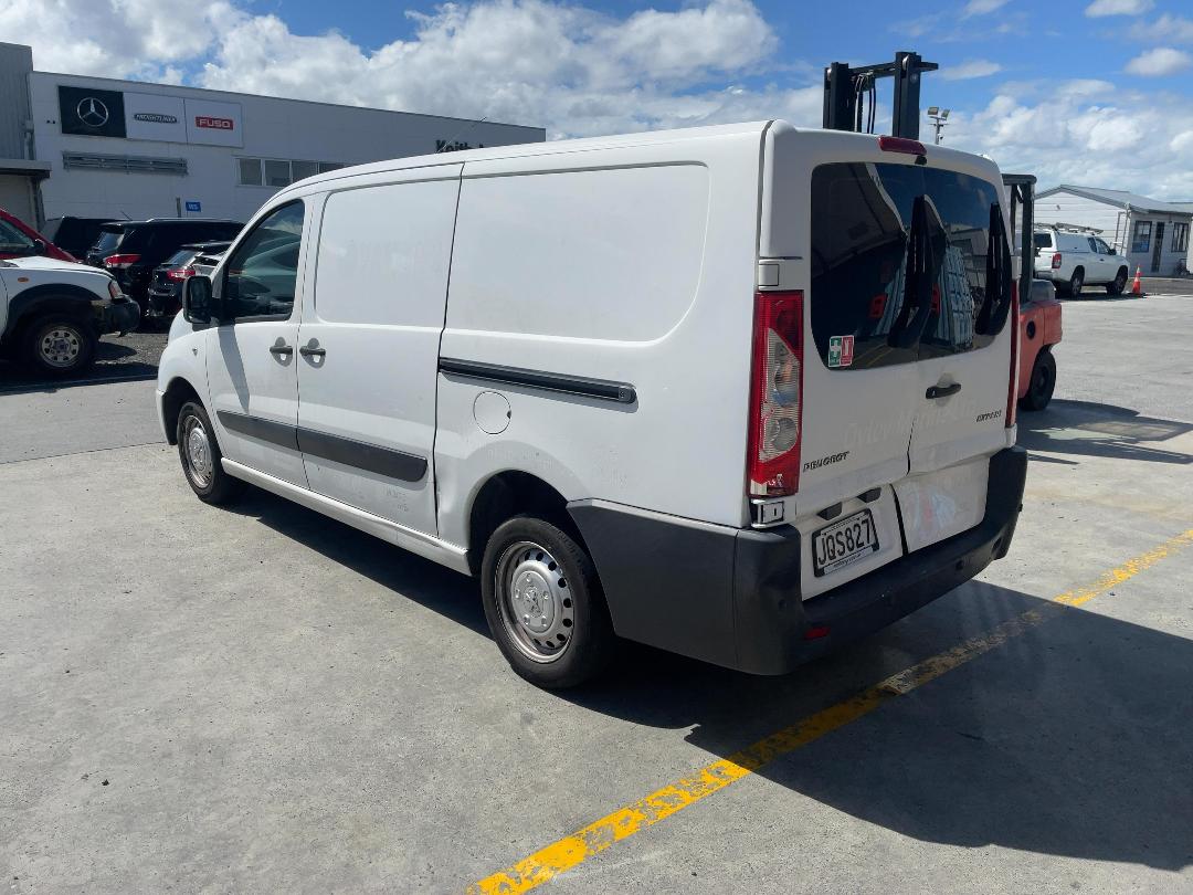 Photo '6' of Peugeot Expert Manual Photo '6' of Peugeot Expert Manual