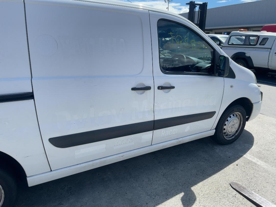 Photo '10' of Peugeot Expert Manual Photo '10' of Peugeot Expert Manual