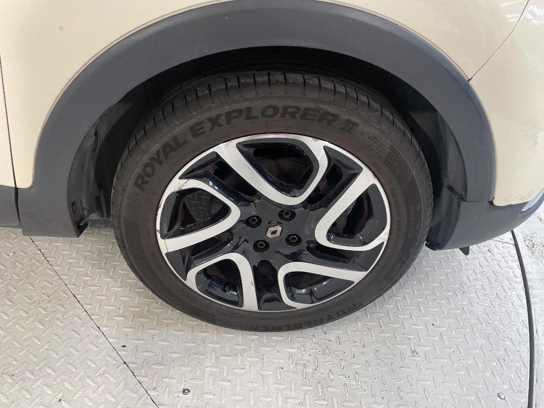 Photo '7' of Renault Captur Dynamique Photo '7' of Renault Captur Dynamique