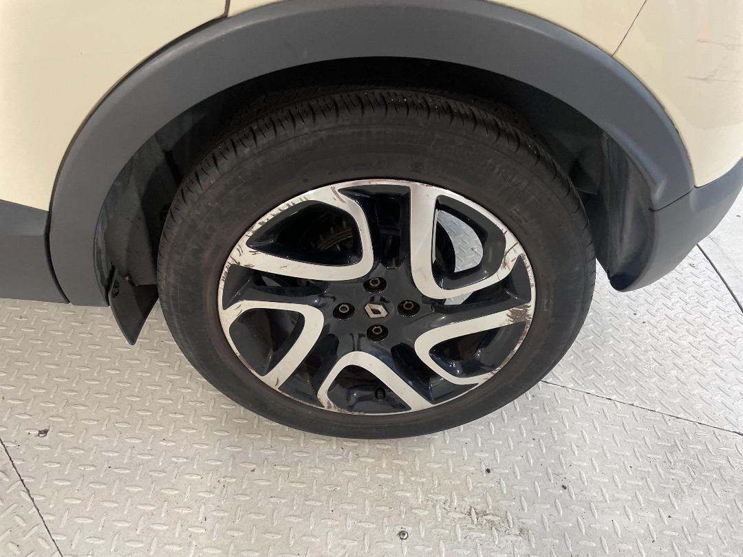 Photo '9' of Renault Captur Dynamique Photo '9' of Renault Captur Dynamique