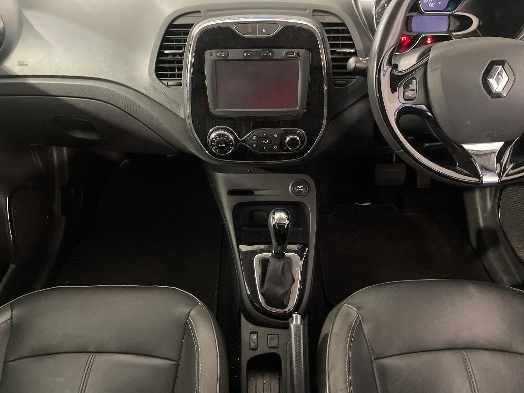 Photo '16' of Renault Captur Dynamique Photo '16' of Renault Captur Dynamique