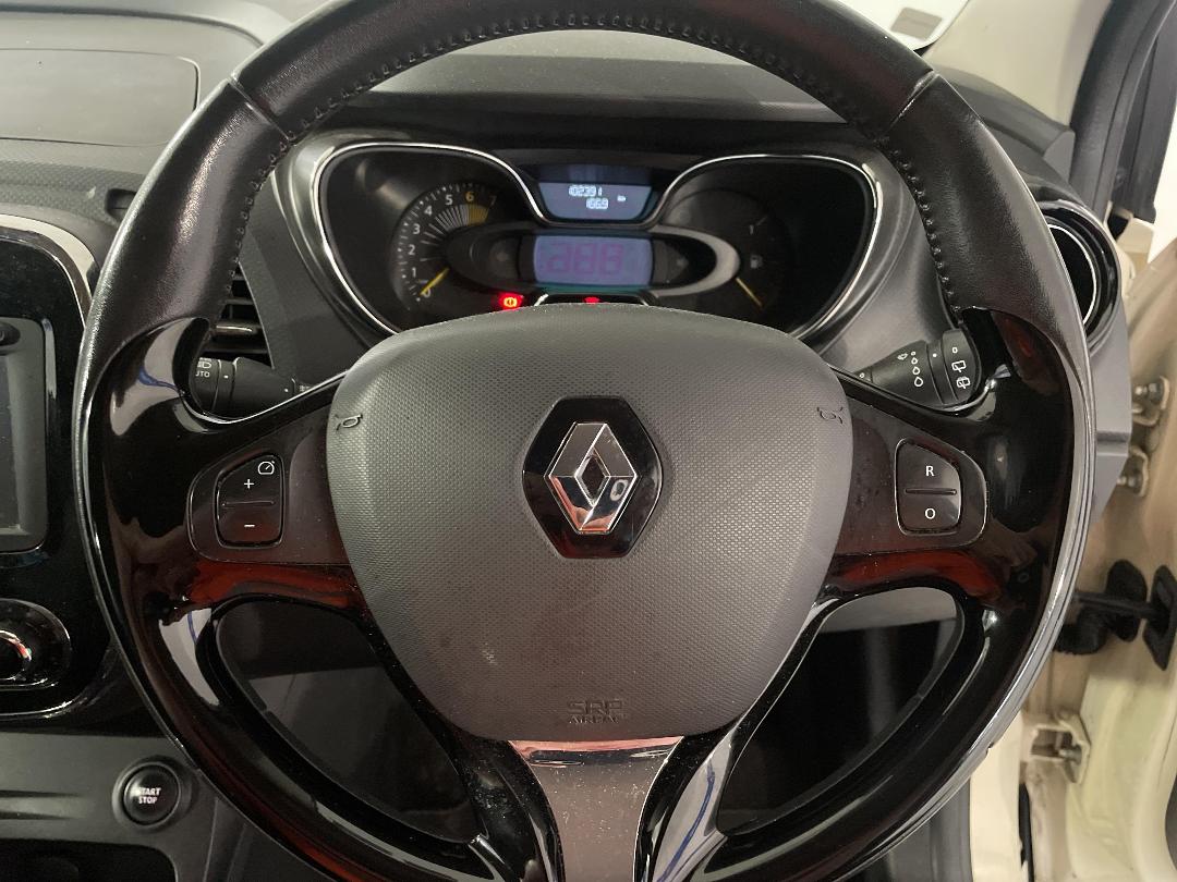 Photo '25' of Renault Captur Dynamique Photo '25' of Renault Captur Dynamique