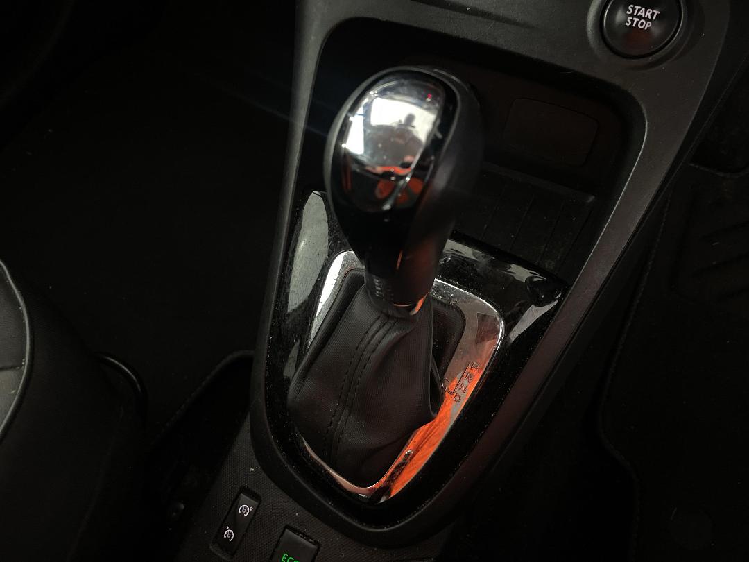 Photo '29' of Renault Captur Dynamique Photo '29' of Renault Captur Dynamique