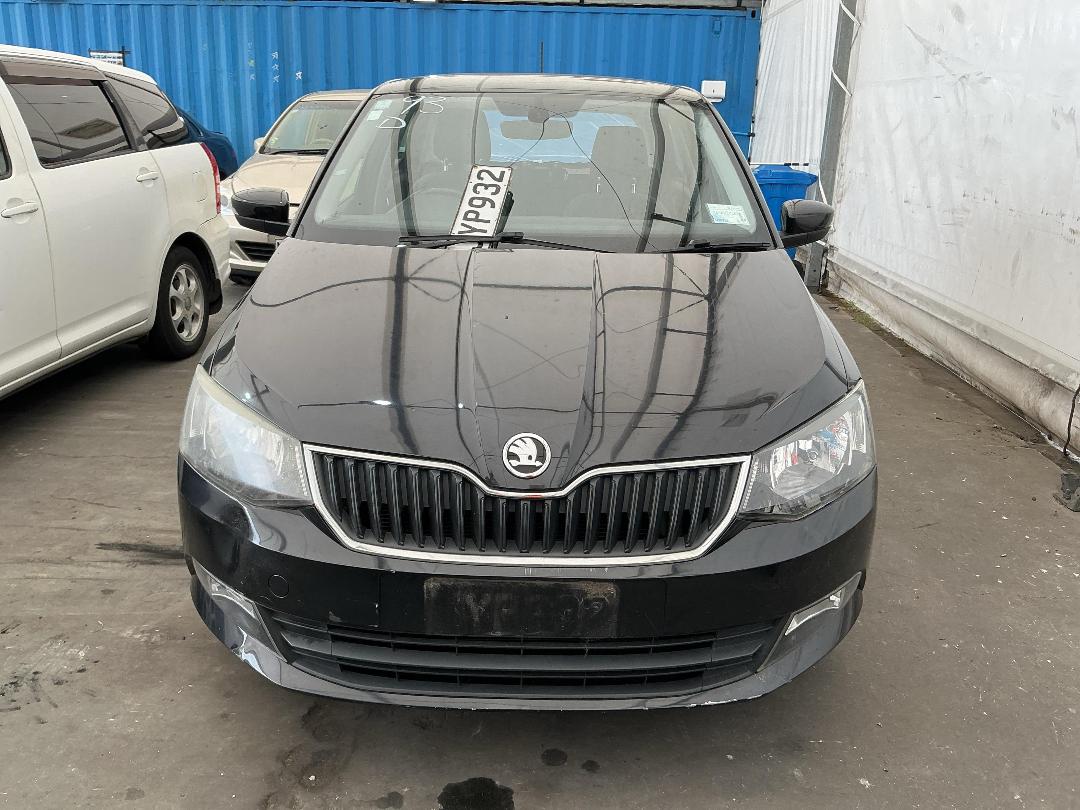 Photo '2' of Skoda Fabia 81KW TSI DSG