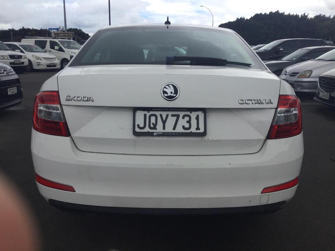 Photo '6' of Skoda Octavia TDI 81KW 7DSG L/B