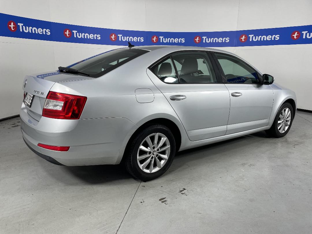 Photo '7' of Skoda Octavia Photo '7' of Skoda Octavia