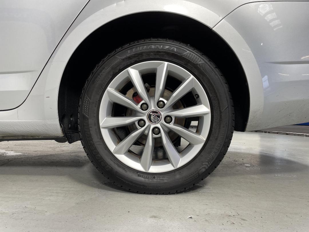 Photo '11' of Skoda Octavia Photo '11' of Skoda Octavia