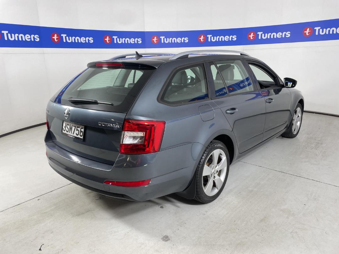 Photo '7' of Skoda Octavia Photo '7' of Skoda Octavia