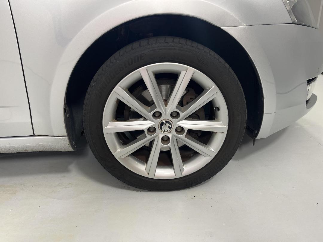 Photo '9' of Skoda Octavia Photo '9' of Skoda Octavia