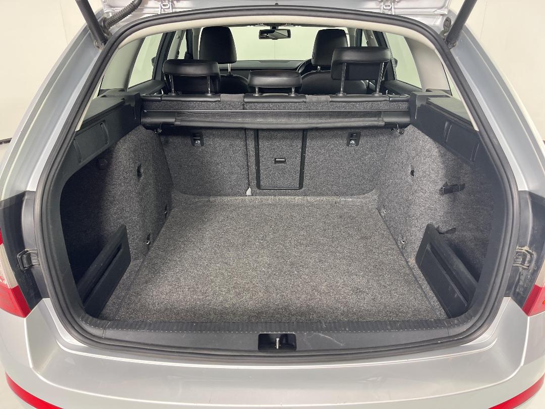 Photo '14' of Skoda Octavia Photo '14' of Skoda Octavia