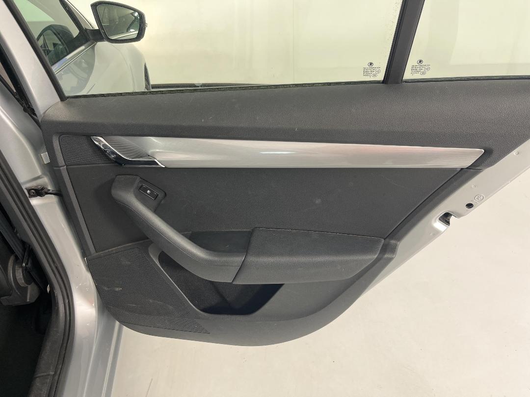 Photo '19' of Skoda Octavia Photo '19' of Skoda Octavia