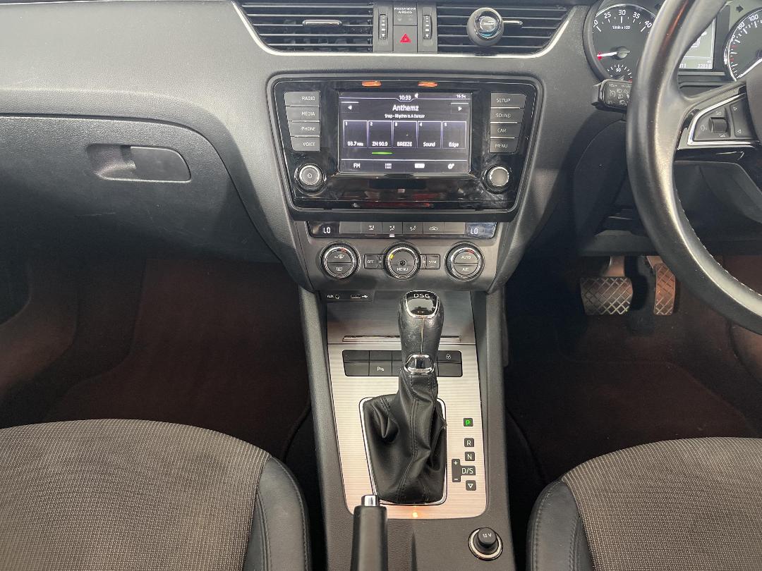 Photo '18' of Skoda Octavia Photo '18' of Skoda Octavia