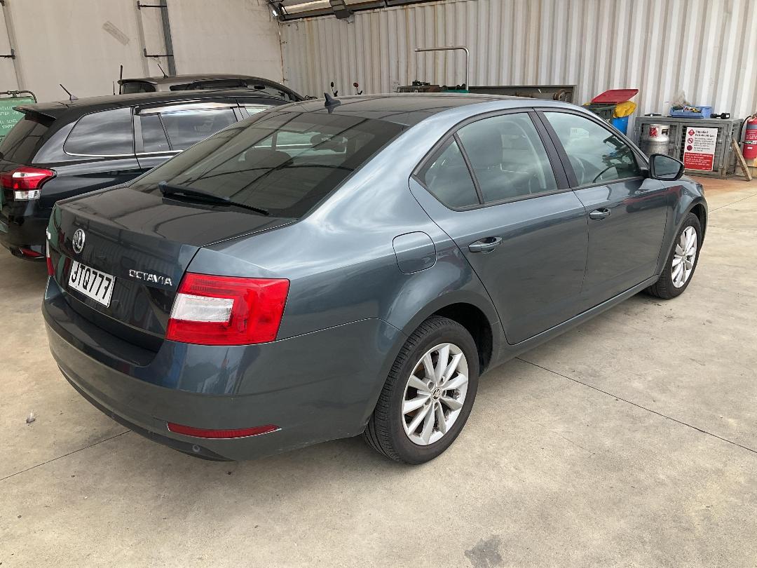 Photo '5' of Skoda Octavia TDI 81KW 7DSG L/B