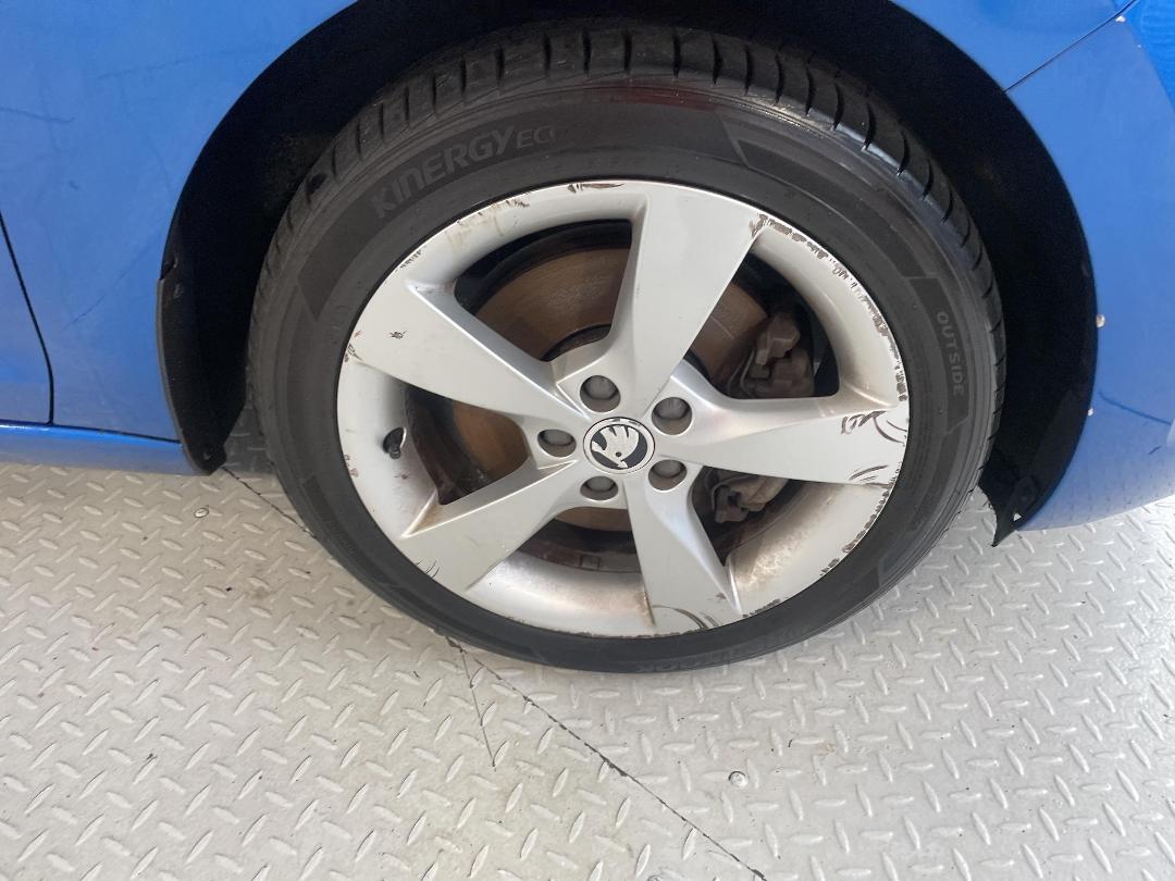 Photo '9' of Skoda Rapid