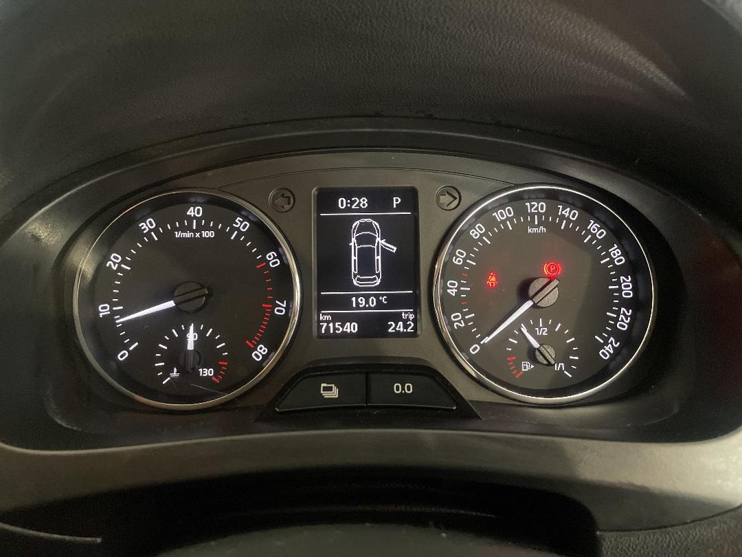 Photo '21' of Skoda Rapid