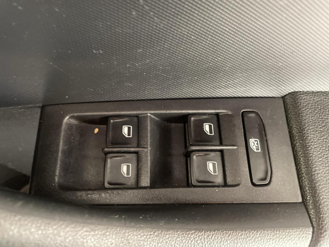 Photo '23' of Skoda Rapid