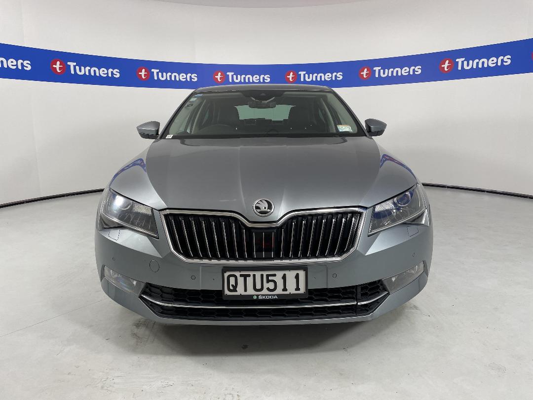 Photo '2' of Skoda Superb Photo '2' of Skoda Superb