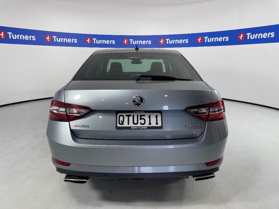 Photo '6' of Skoda Superb Photo '6' of Skoda Superb