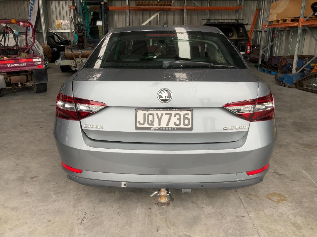 Photo '8' of Skoda Superb SED Style 110KW TDI