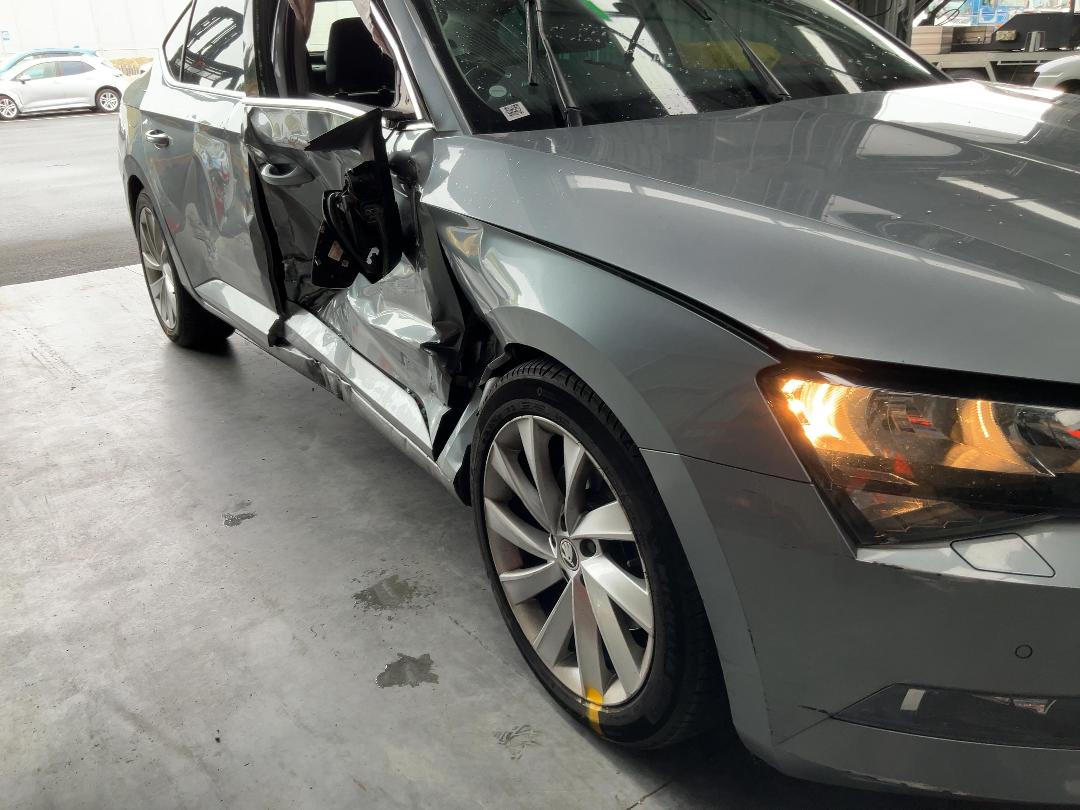 Photo '15' of Skoda Superb SED Style 110KW TDI